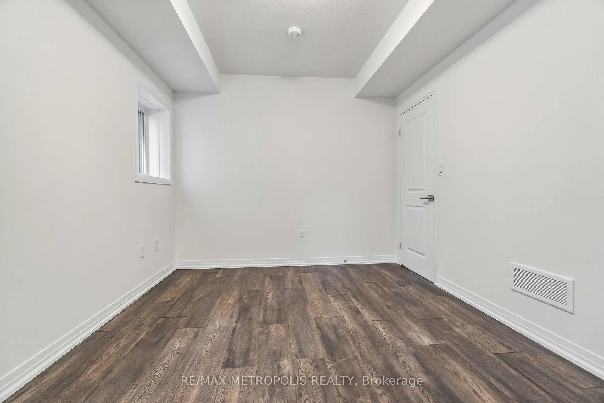 Photo 34 of Unit 23, 15 Stauffer Woods Trail, Kitchener — HOMEH