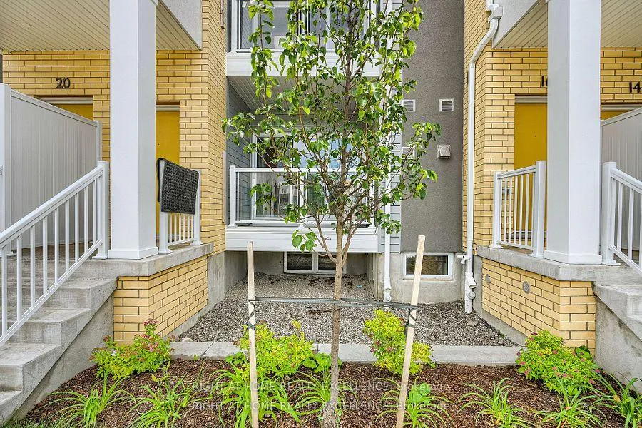 Photo 1 of 16 Vitality Drive, Kitchener, Huron Park — HOMEH