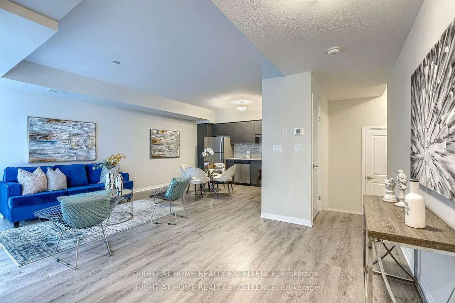 Photo 4 of 16 Vitality Drive, Kitchener, Huron Park — HOMEH