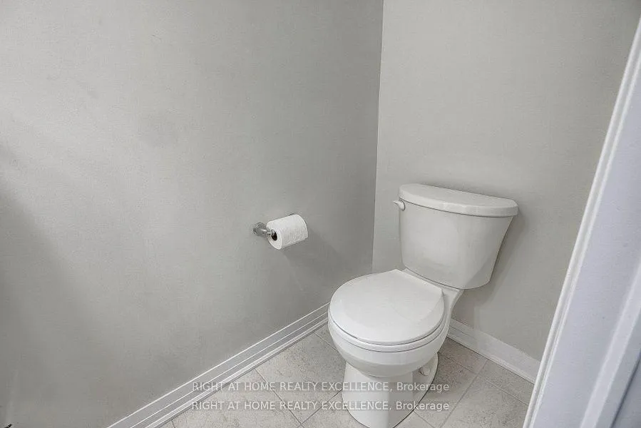Photo 9 of 16 Vitality Drive, Kitchener, Huron Park — HOMEH