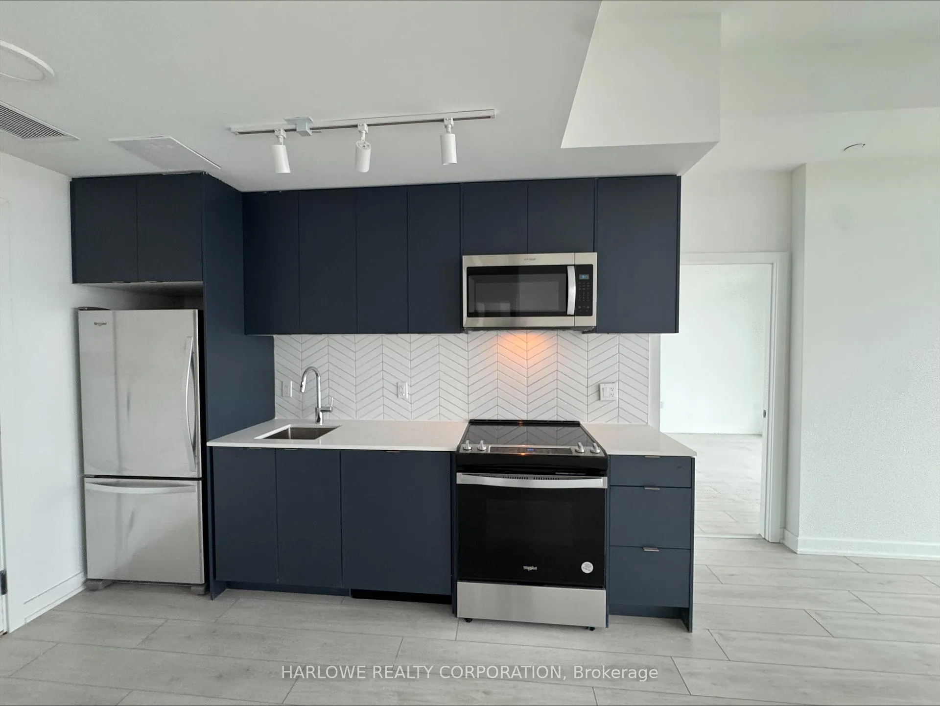 Photo 1 of Unit PH519 D, 1614 Charles Street, Whitby, Port Whitby — HOMEH