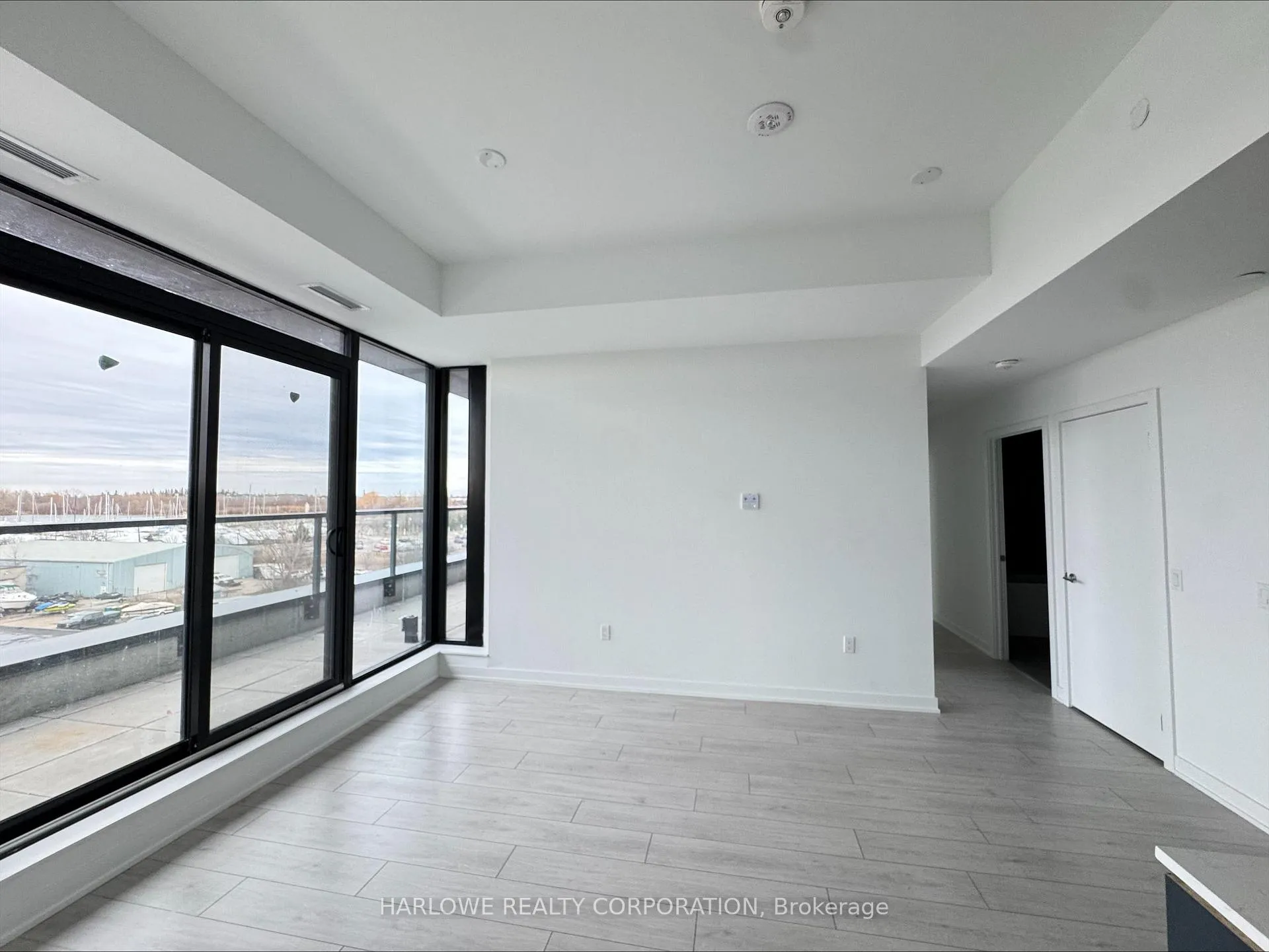 Photo 3 of Unit PH519 D, 1614 Charles Street, Whitby, Port Whitby — HOMEH