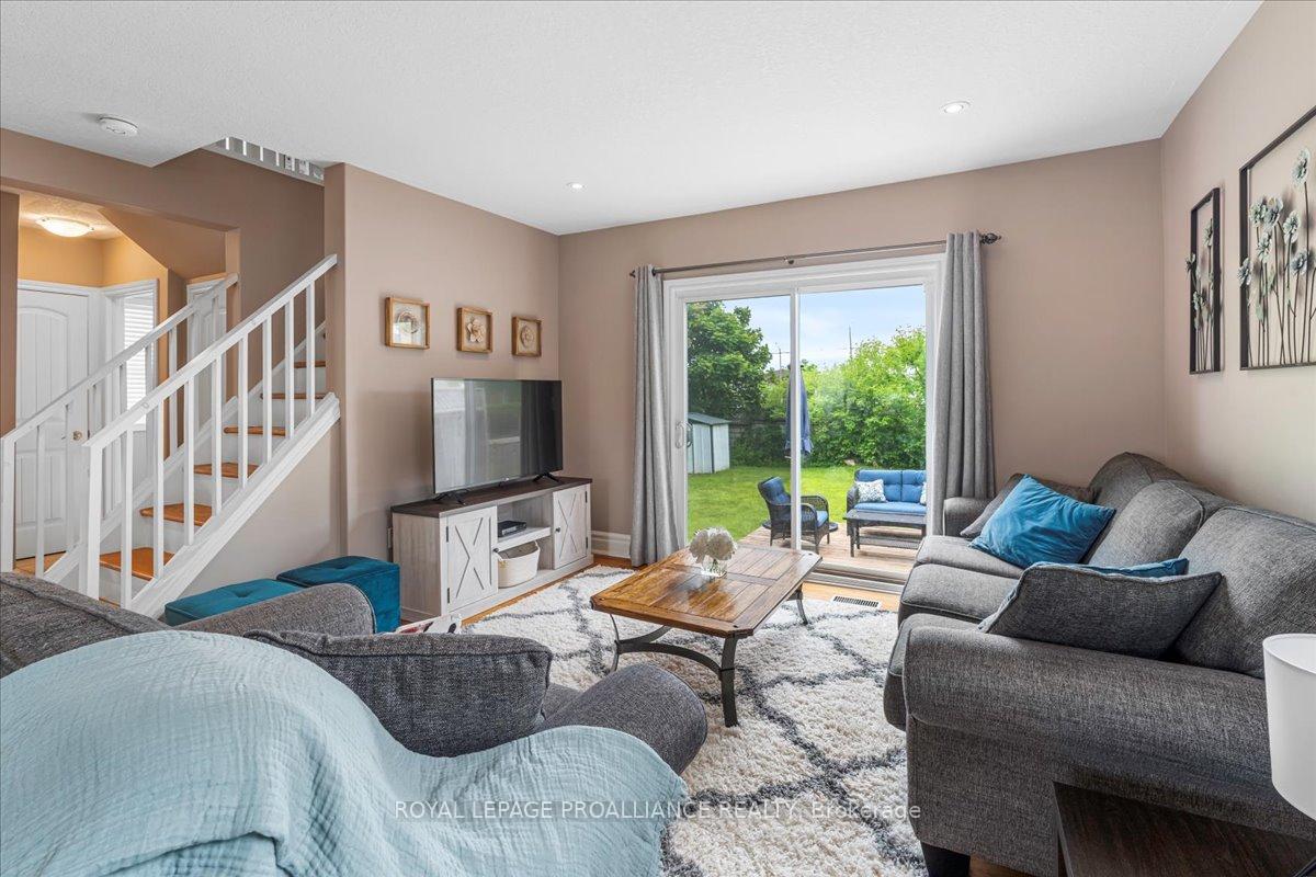 Photo 10 of 8 Carmen Avenue, Belleville, Belleville Ward — HOMEH