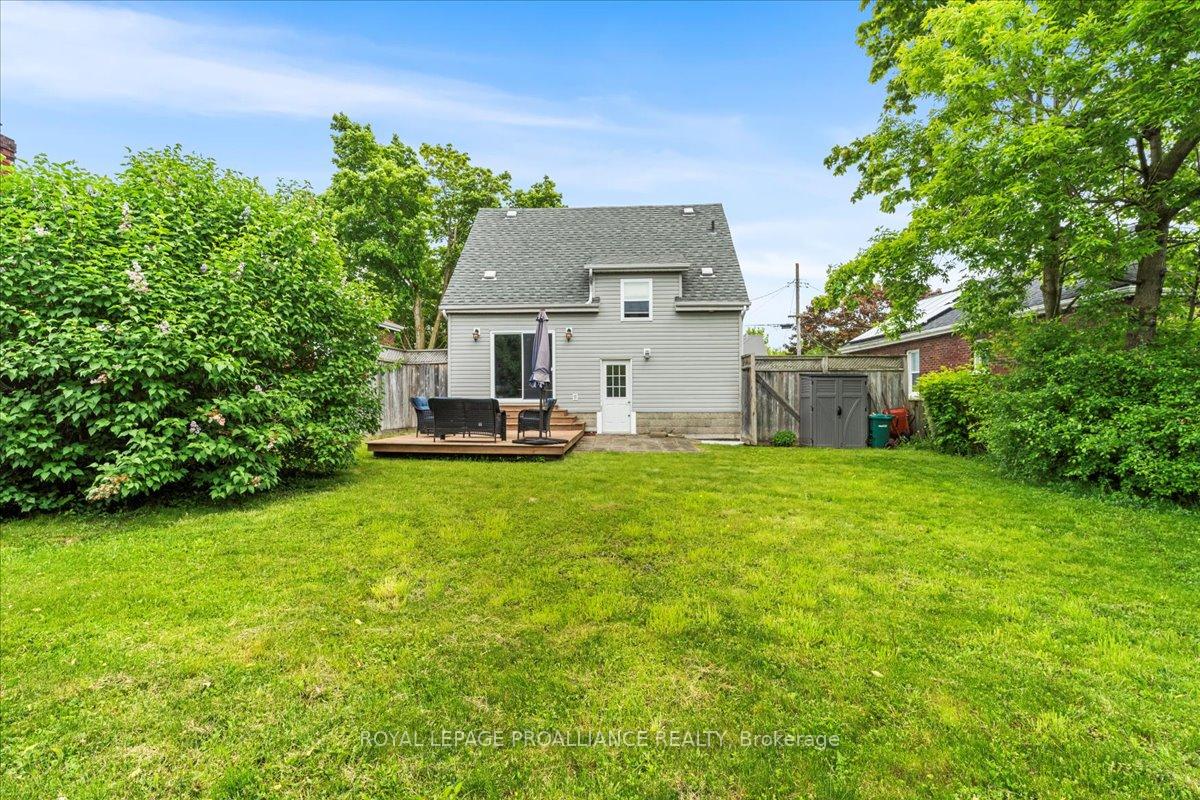 Photo 31 of 8 Carmen Avenue, Belleville, Belleville Ward — HOMEH