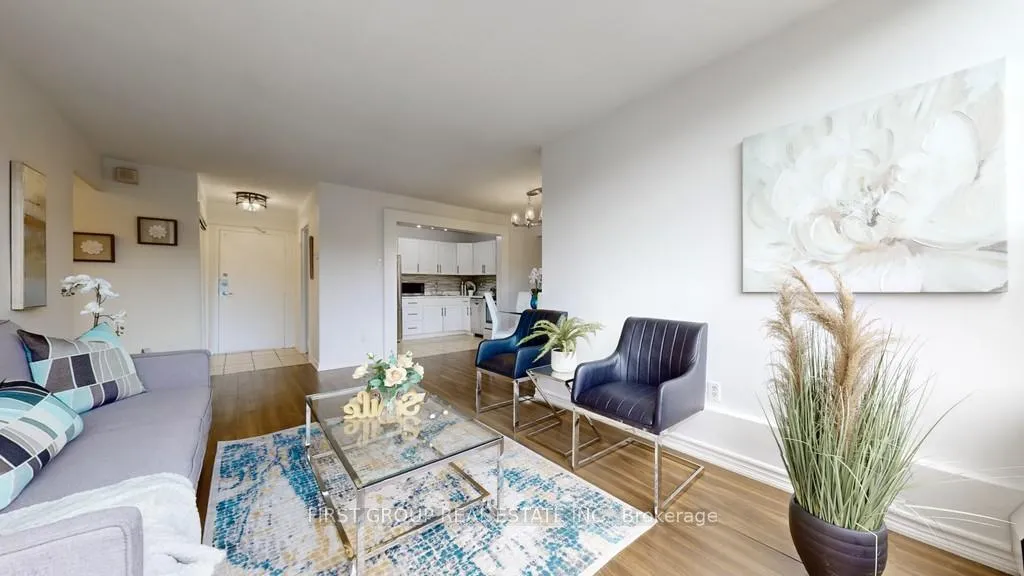 Photo 9 of Unit 502, 60 Pavane Linkway Way, Toronto, Flemingdon Park — HOMEH