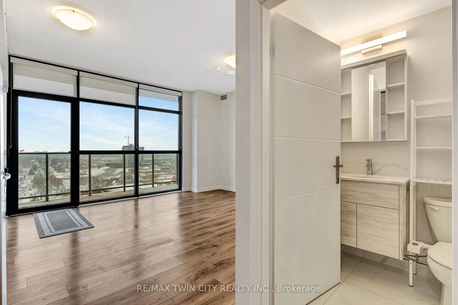 Photo 12 of Unit 1214, 60 Frederick Street, Kitchener — HOMEH