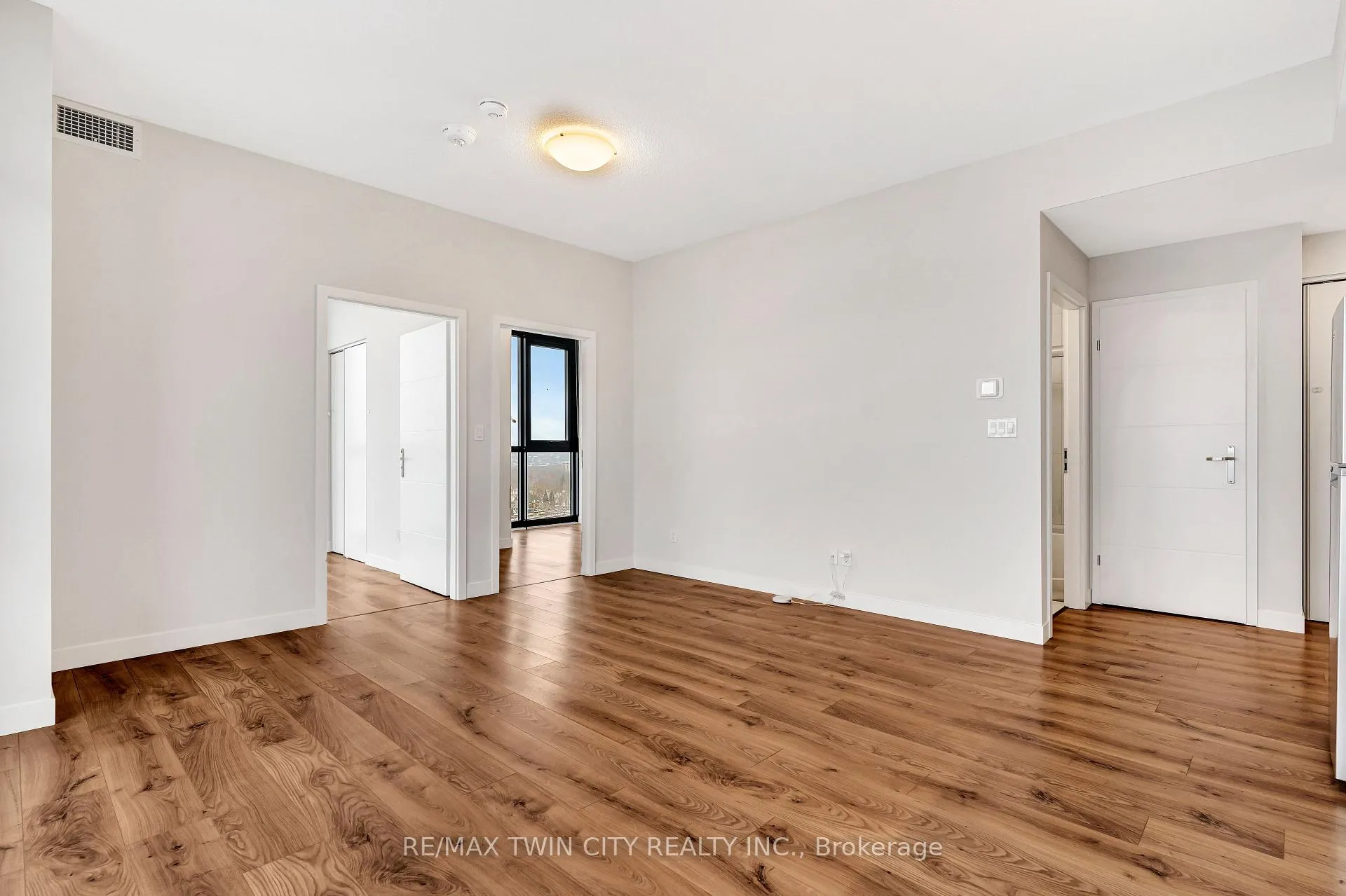 Photo 19 of Unit 1214, 60 Frederick Street, Kitchener — HOMEH