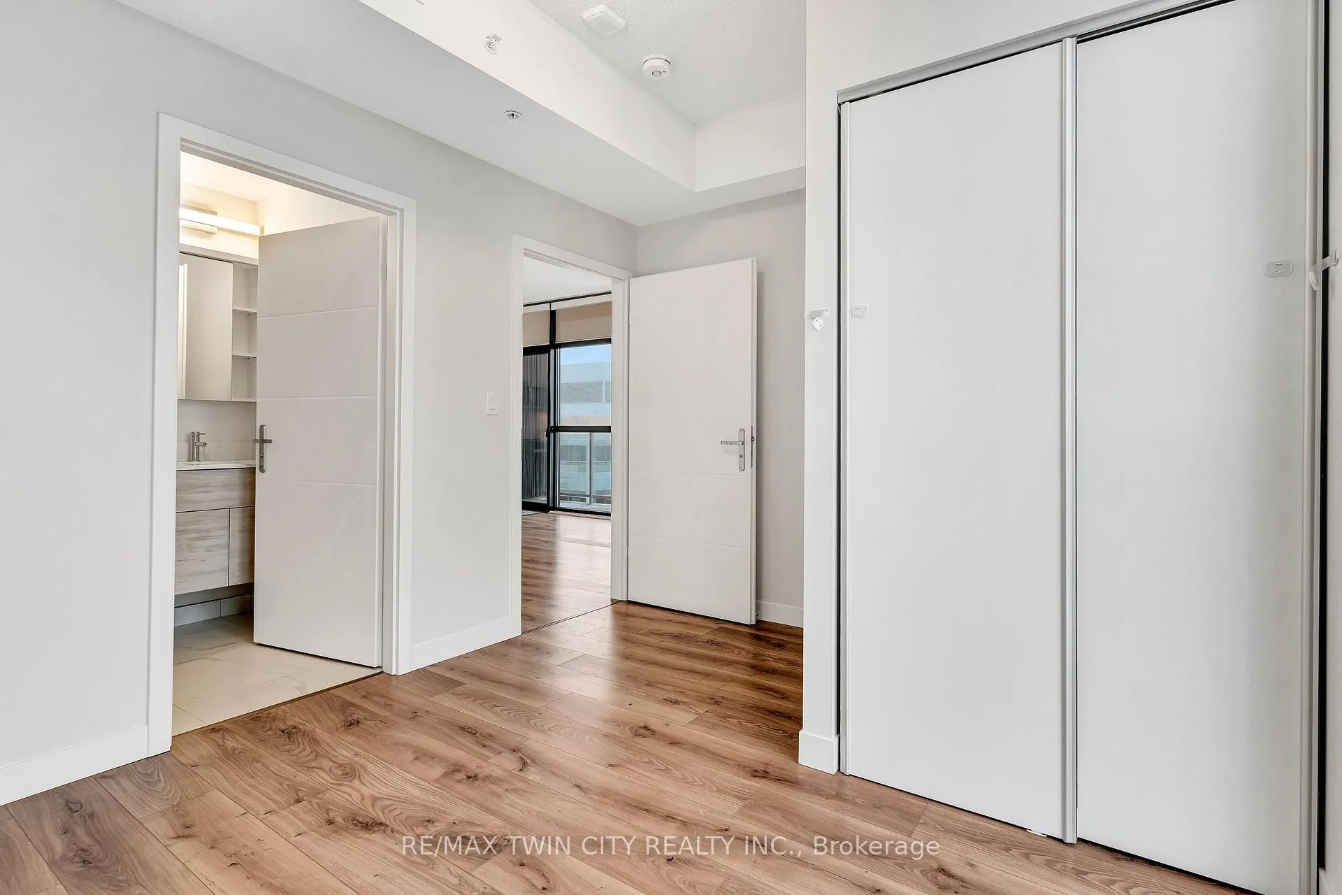 Photo 24 of Unit 1214, 60 Frederick Street, Kitchener — HOMEH