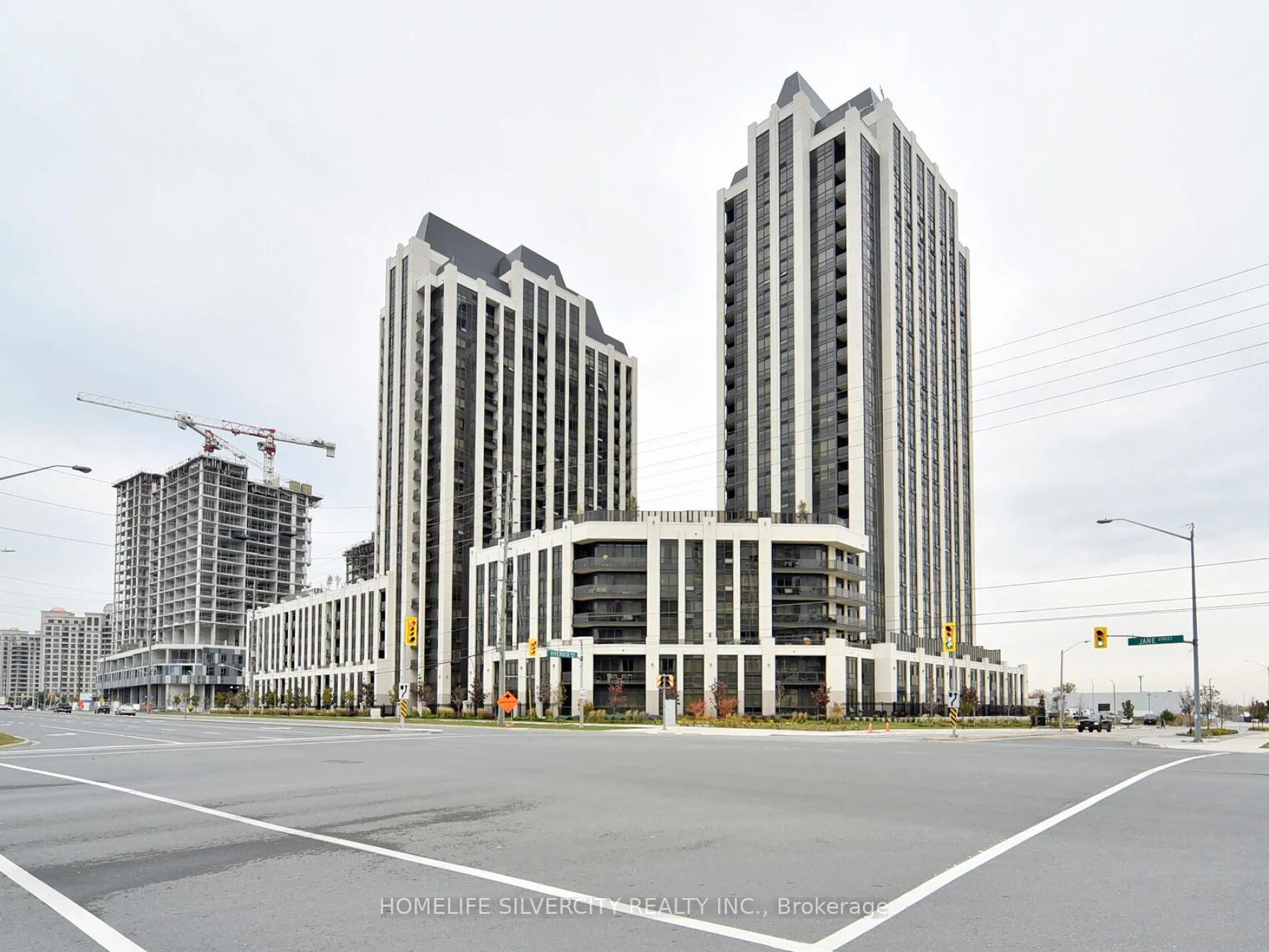Photo 3 of Unit 111, 9075 Jane Street, Vaughan, Concord — HOMEH