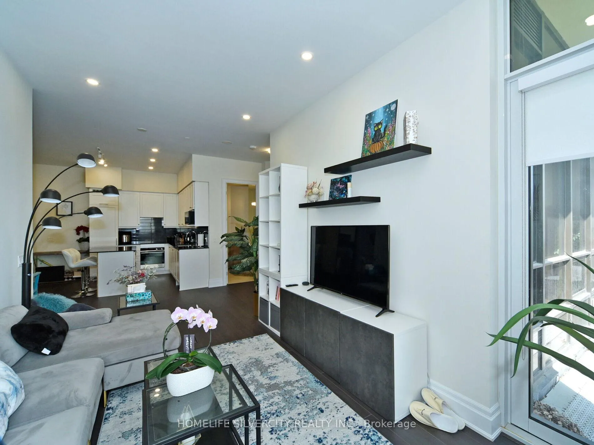 Photo 22 of Unit 111, 9075 Jane Street, Vaughan, Concord — HOMEH