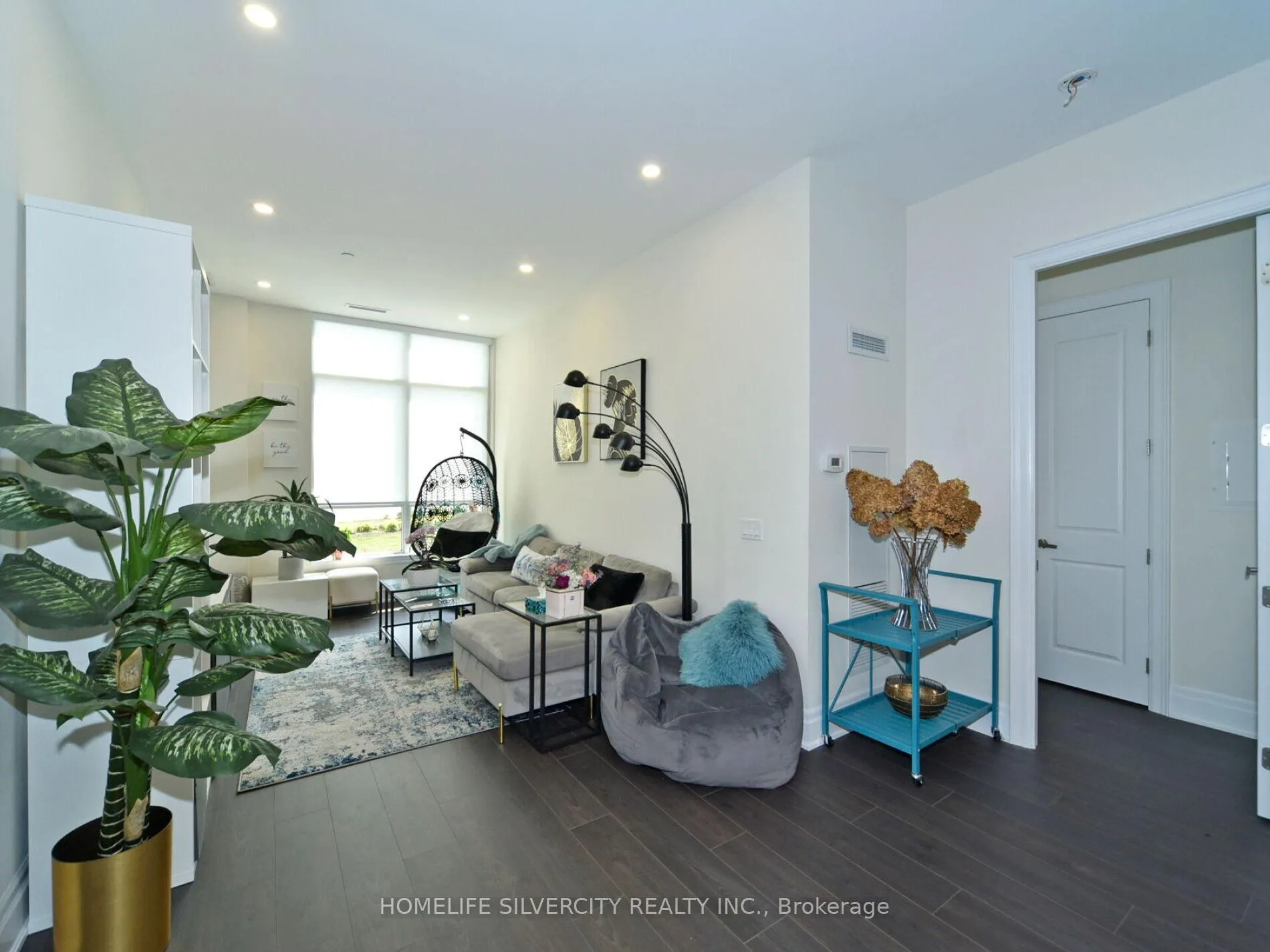 Photo 23 of Unit 111, 9075 Jane Street, Vaughan, Concord — HOMEH