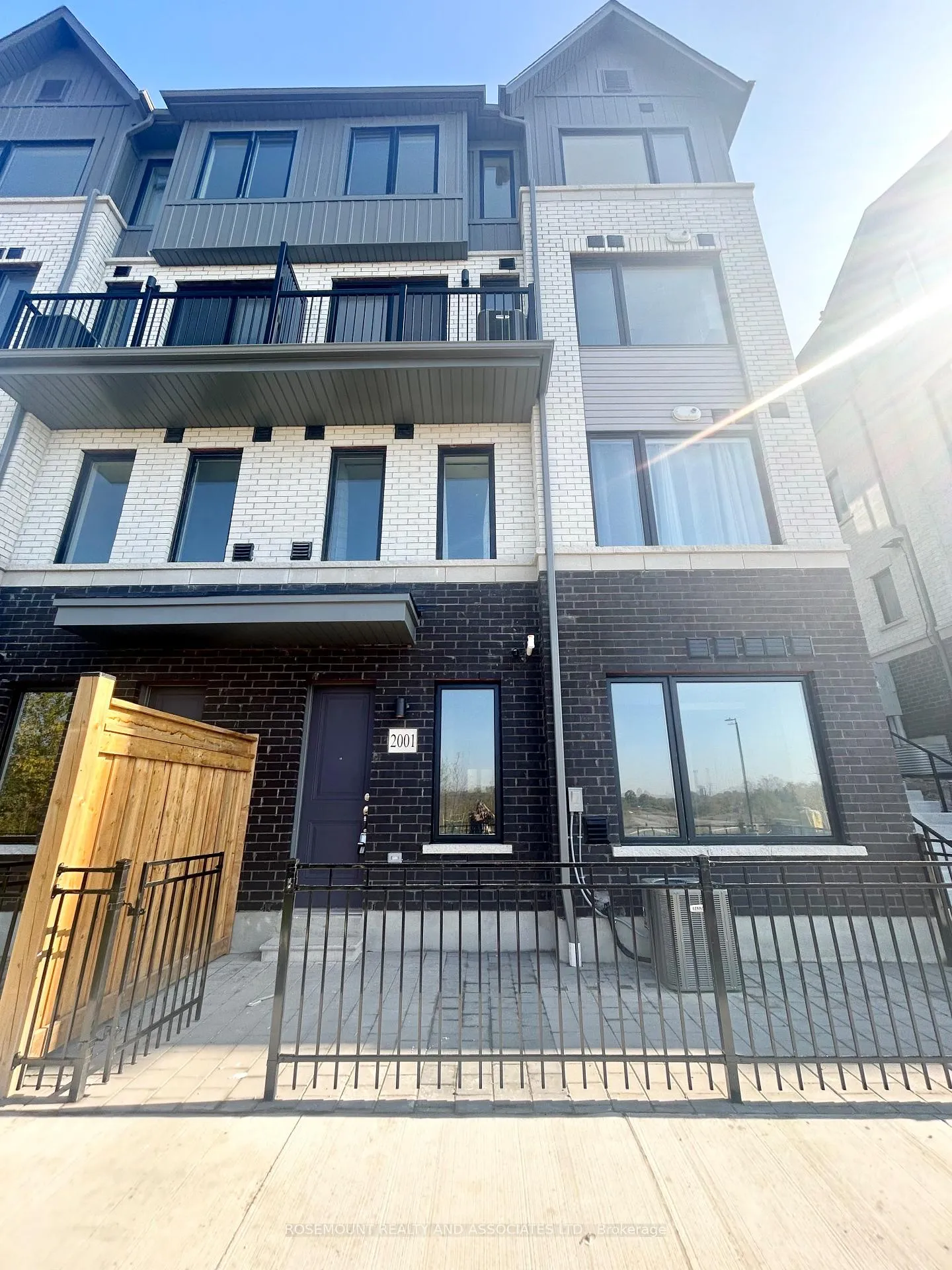 Front of Unit 2001, 160 Densmore Road