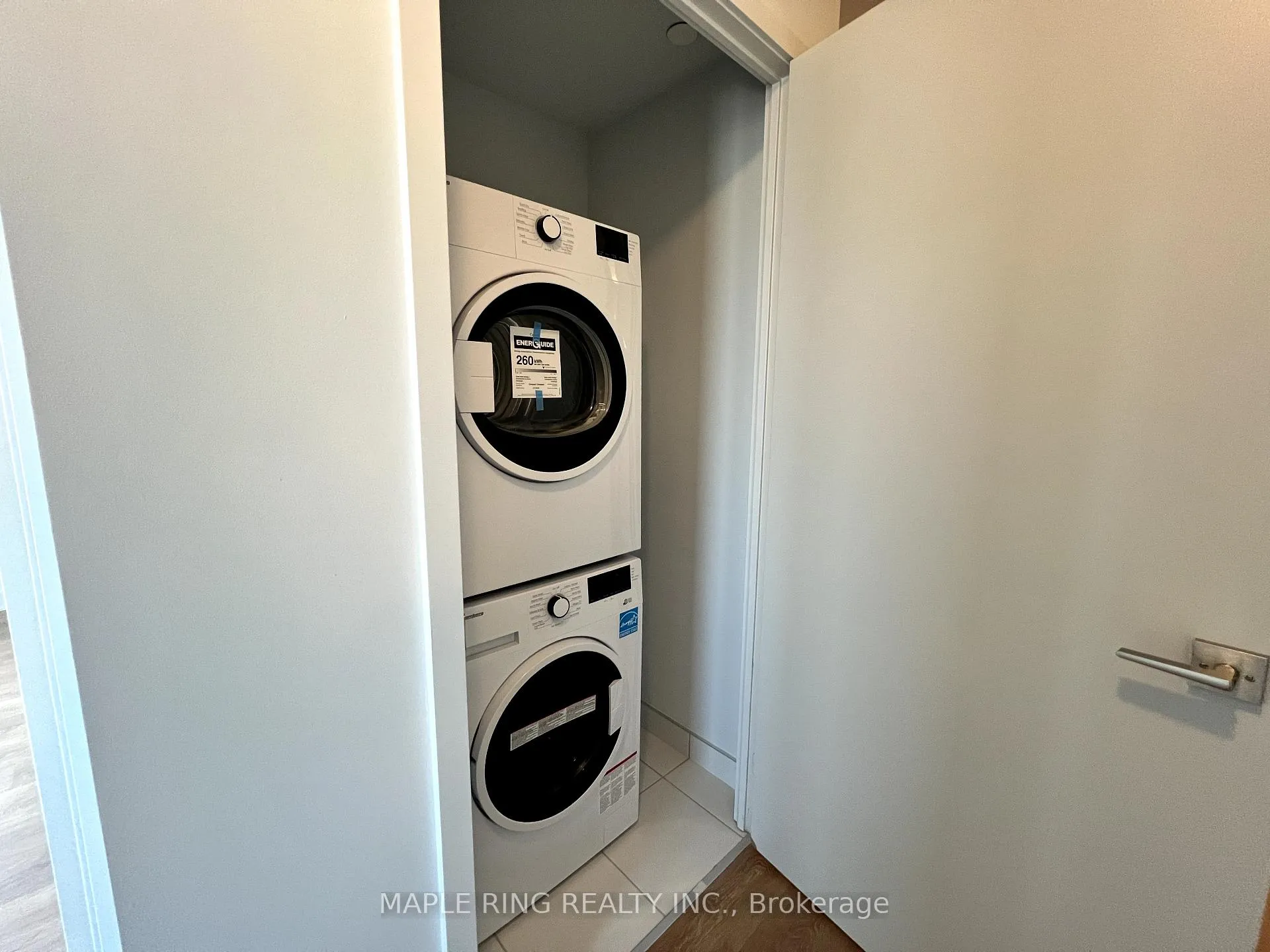 Photo 7 of Unit 2104, 2920 Highway 7 Road, Vaughan, Concord — HOMEH