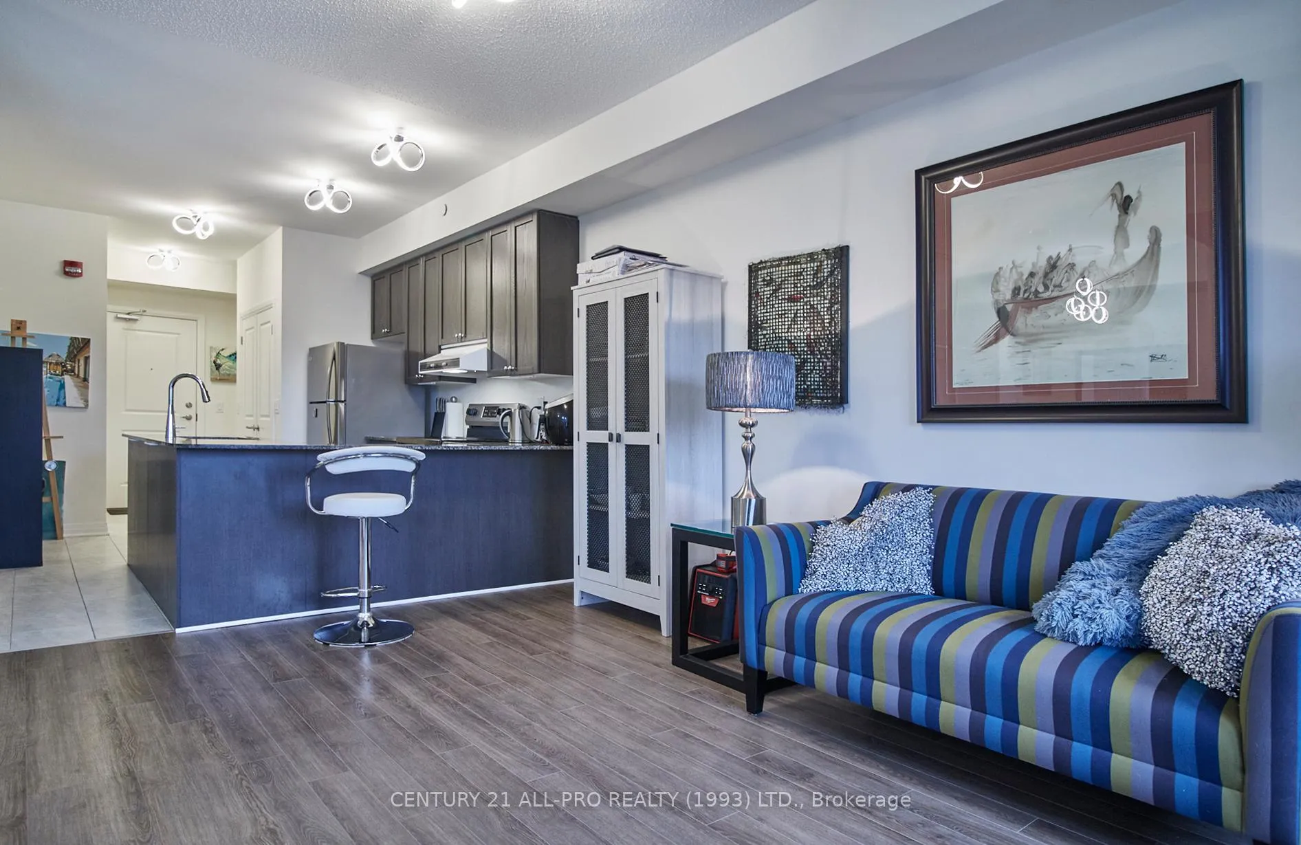 Photo 6 of Unit 210, 70 Shipway Avenue, Clarington, Newcastle — HOMEH