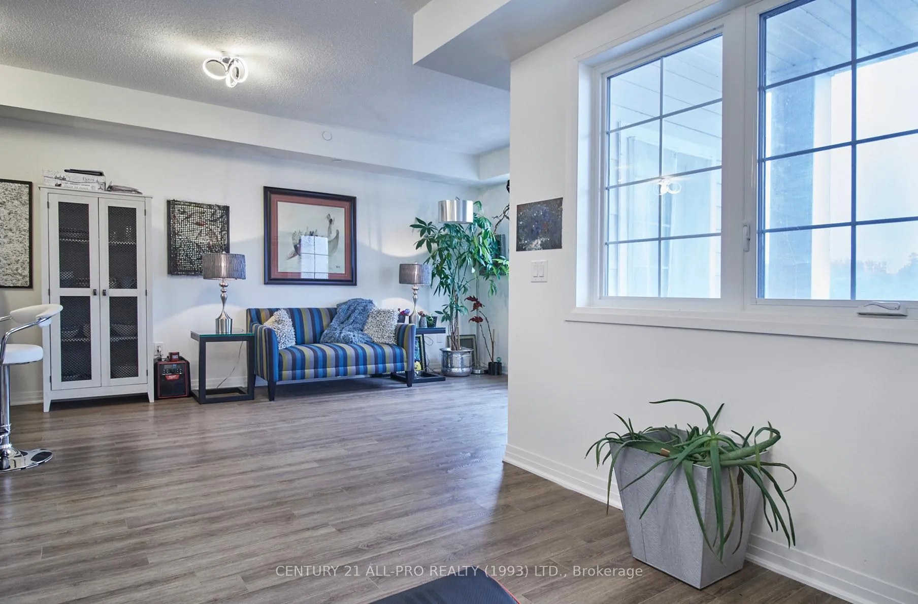 Photo 8 of Unit 210, 70 Shipway Avenue, Clarington, Newcastle — HOMEH