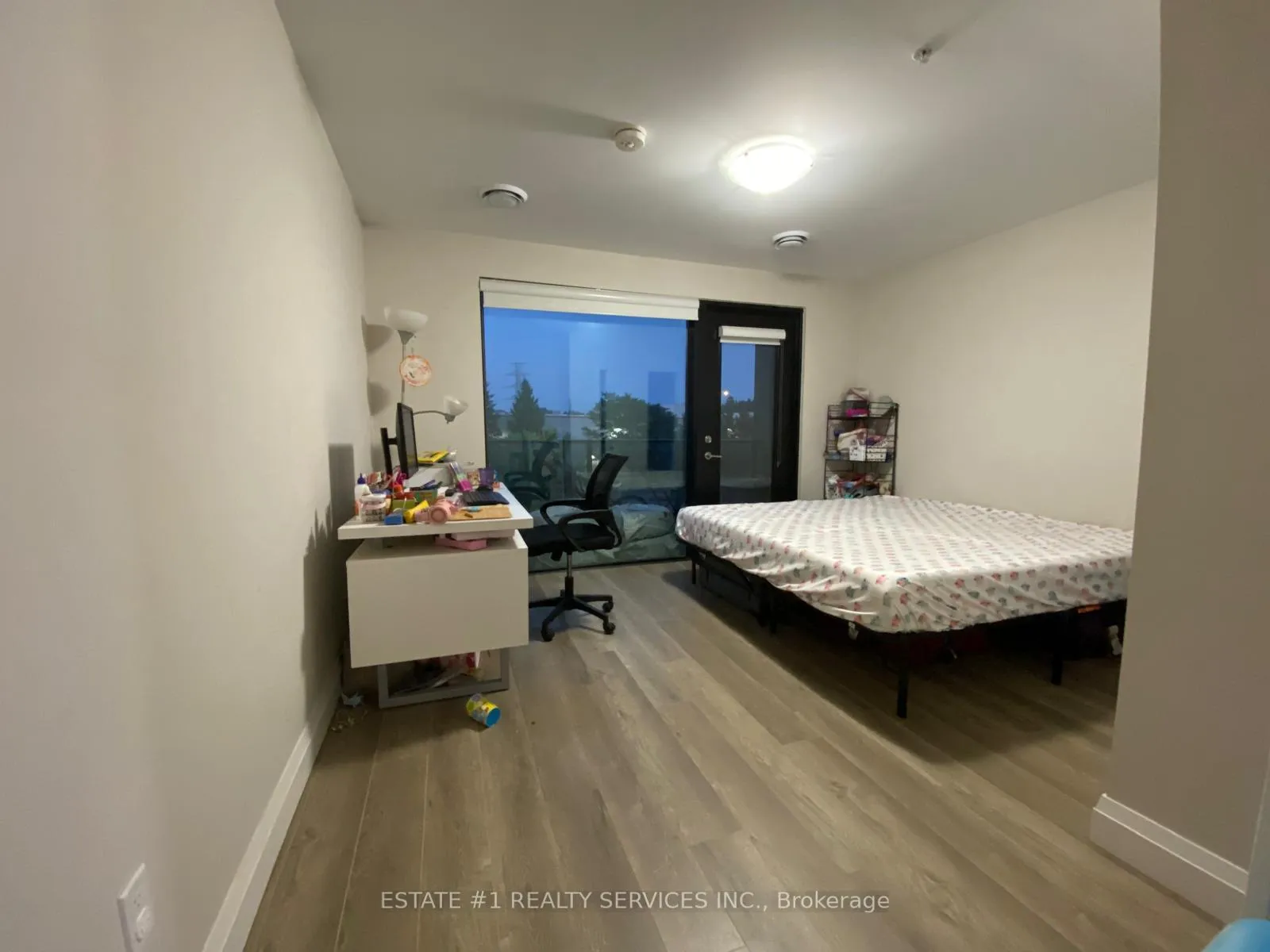 Photo 13 of Unit 203, 5 Wake Robin Drive, Kitchener, Larentian West — HOMEH