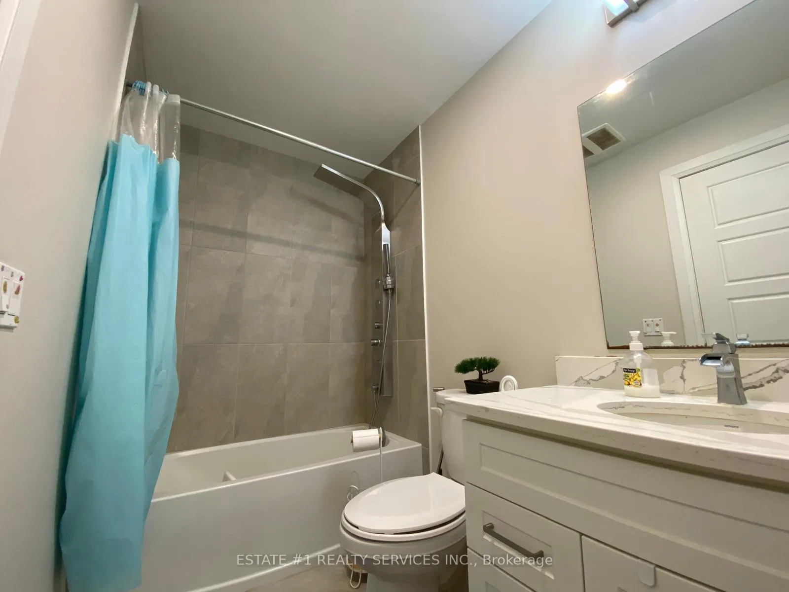 Photo 15 of Unit 203, 5 Wake Robin Drive, Kitchener, Larentian West — HOMEH