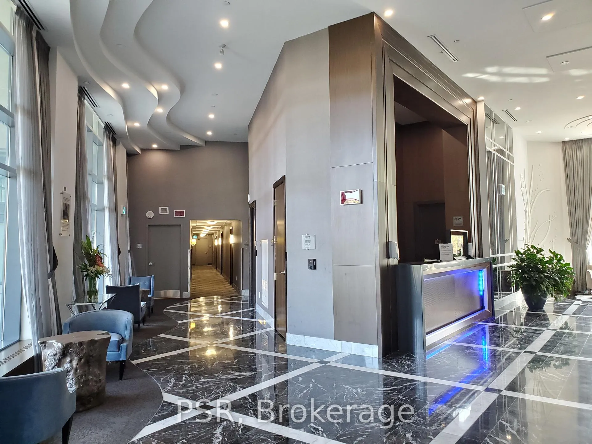 Photo 1 of Unit 337, 7608 Yonge Street, Vaughan, Crestwood-Springfarm-Yorkhill — HOMEH