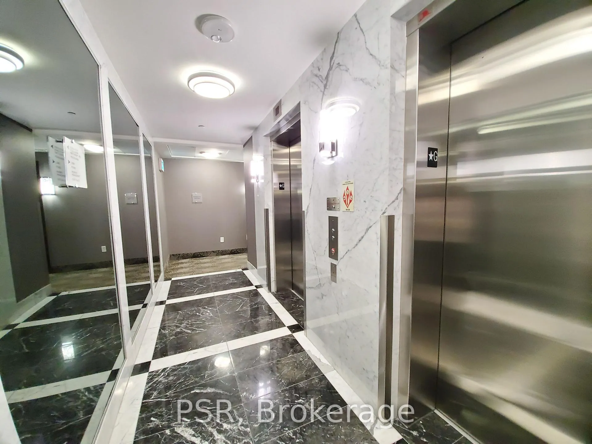 Photo 7 of Unit 337, 7608 Yonge Street, Vaughan, Crestwood-Springfarm-Yorkhill — HOMEH