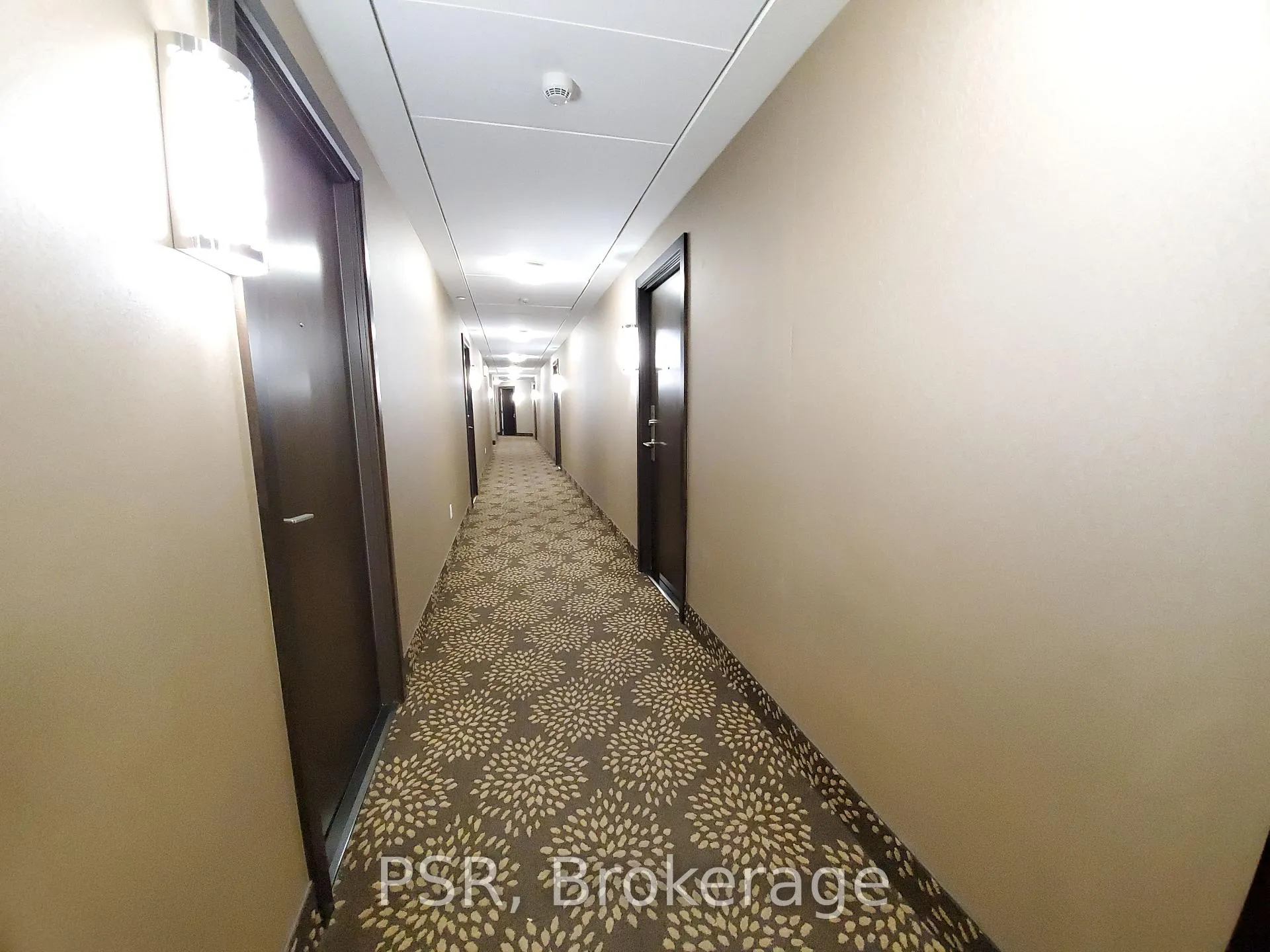 Photo 8 of Unit 337, 7608 Yonge Street, Vaughan, Crestwood-Springfarm-Yorkhill — HOMEH