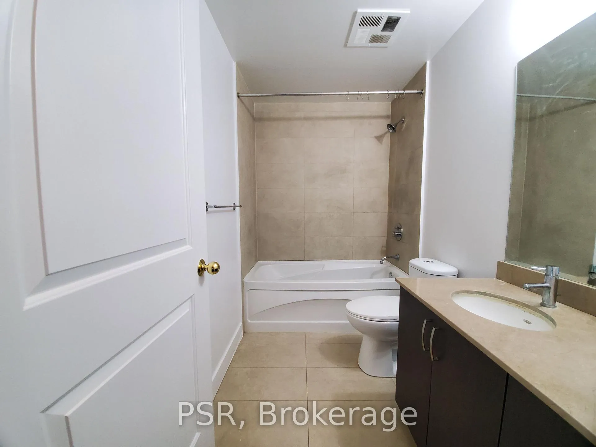 Photo 11 of Unit 337, 7608 Yonge Street, Vaughan, Crestwood-Springfarm-Yorkhill — HOMEH
