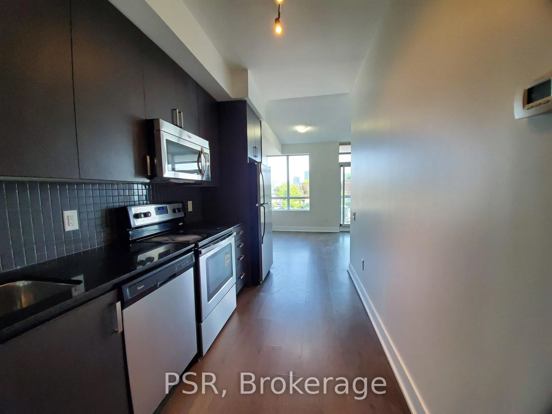 Photo 12 of Unit 337, 7608 Yonge Street, Vaughan, Crestwood-Springfarm-Yorkhill — HOMEH