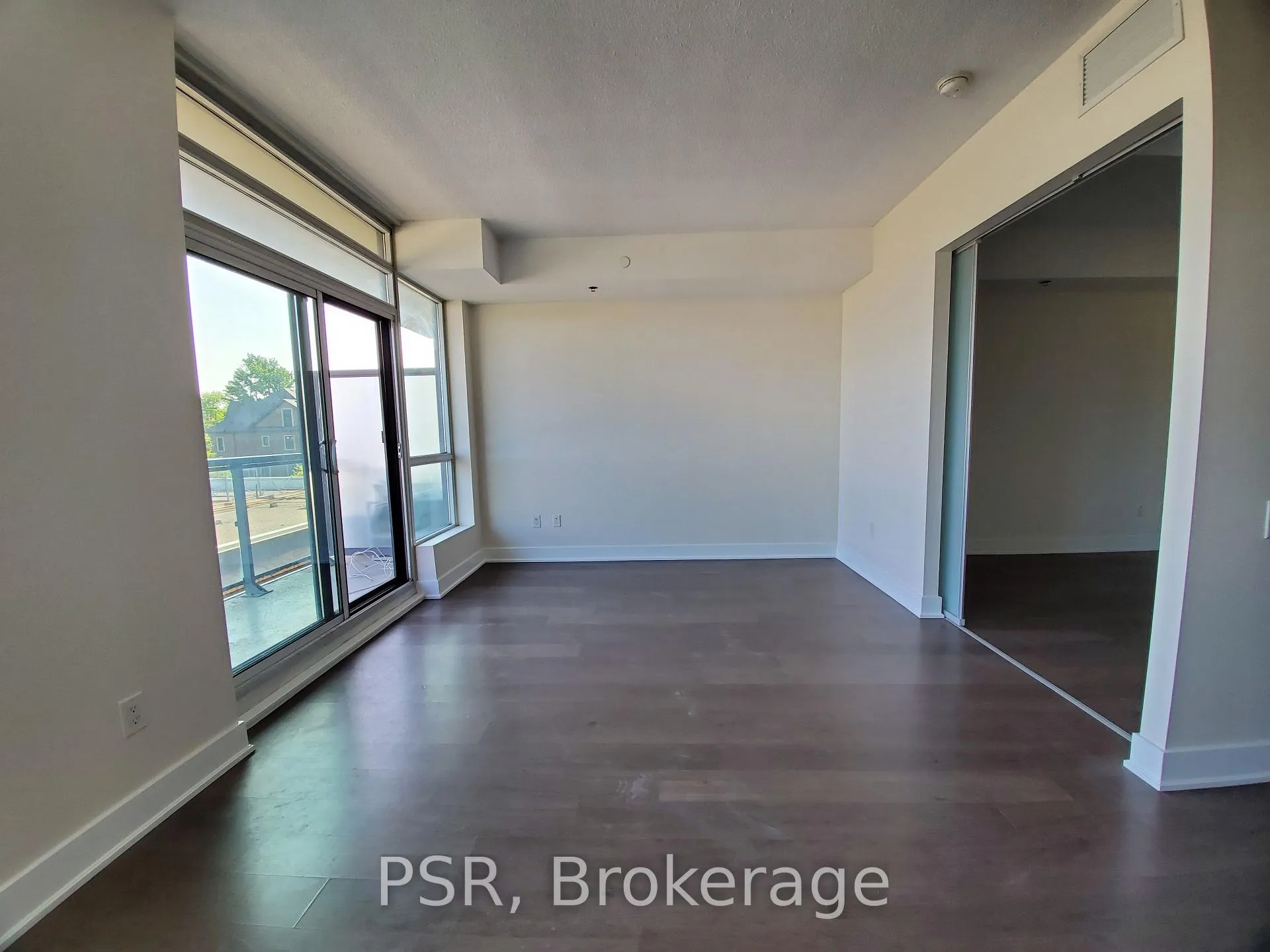 Photo 14 of Unit 337, 7608 Yonge Street, Vaughan, Crestwood-Springfarm-Yorkhill — HOMEH