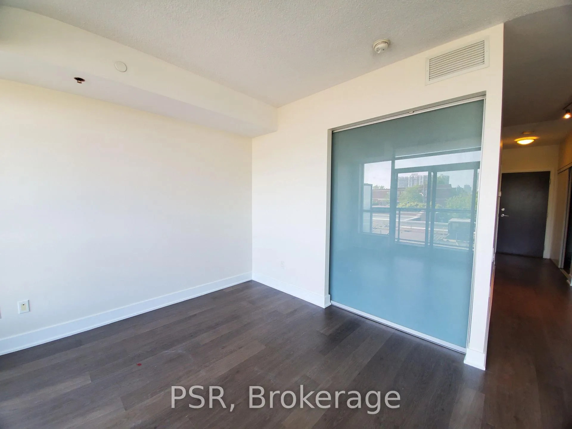 Photo 15 of Unit 337, 7608 Yonge Street, Vaughan, Crestwood-Springfarm-Yorkhill — HOMEH