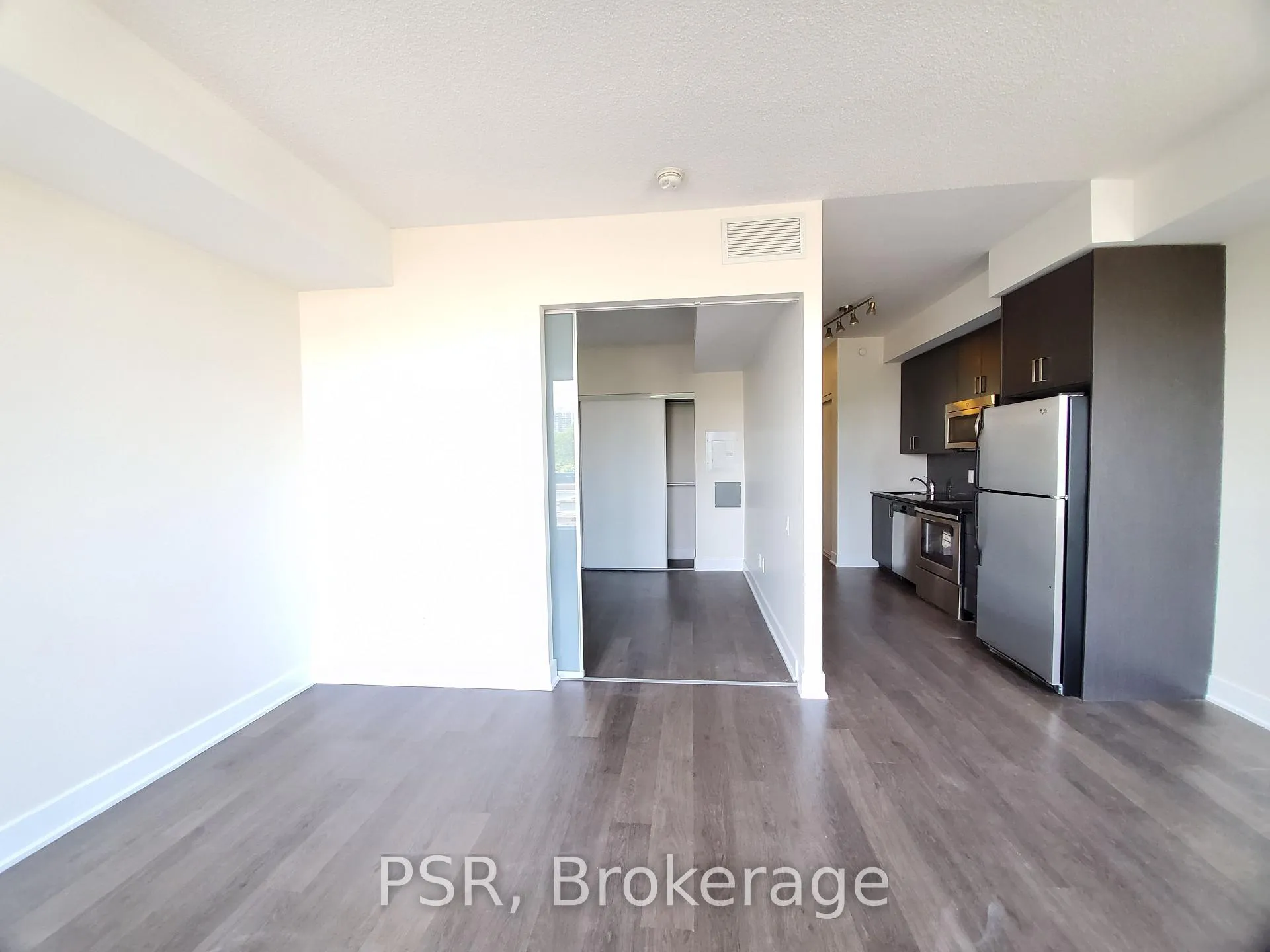 Photo 16 of Unit 337, 7608 Yonge Street, Vaughan, Crestwood-Springfarm-Yorkhill — HOMEH