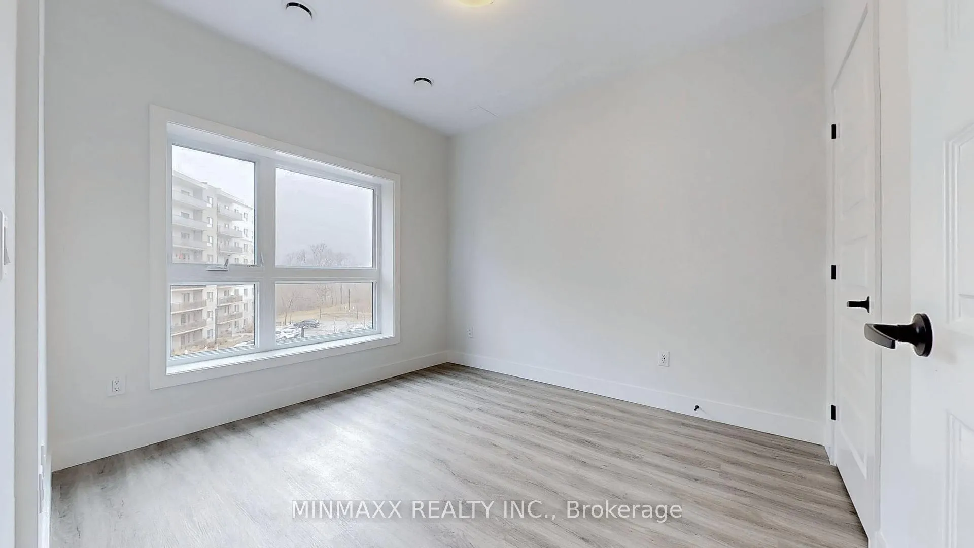 Photo 19 of Unit 206, 1000 Lackner Place, Kitchener — HOMEH