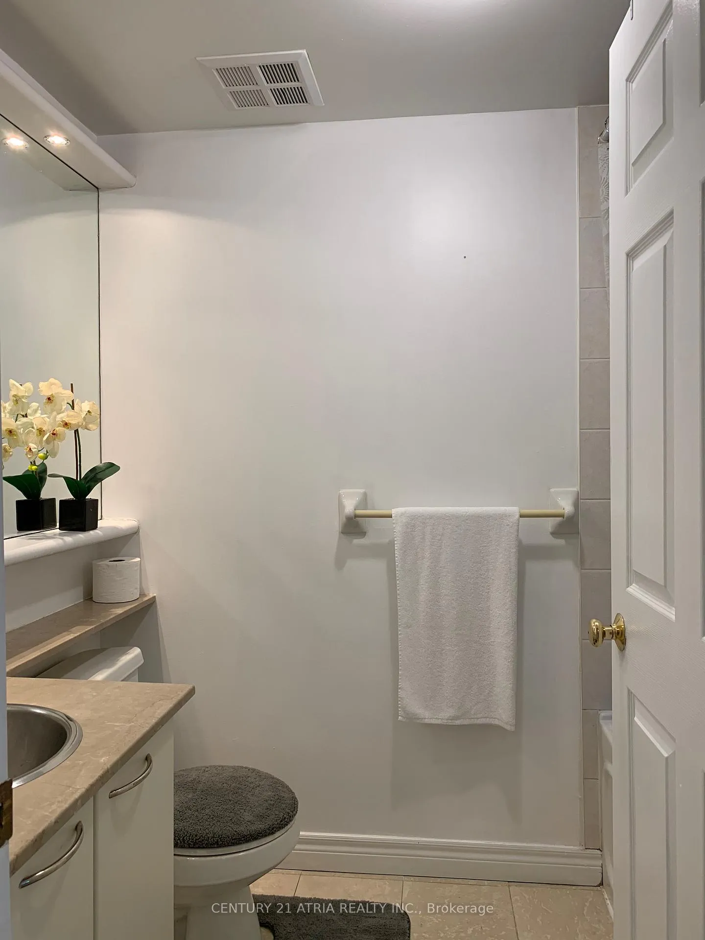 Photo 10 of Unit 1606, 55 Bloor Street E, Toronto, Church-Yonge Corridor — HOMEH