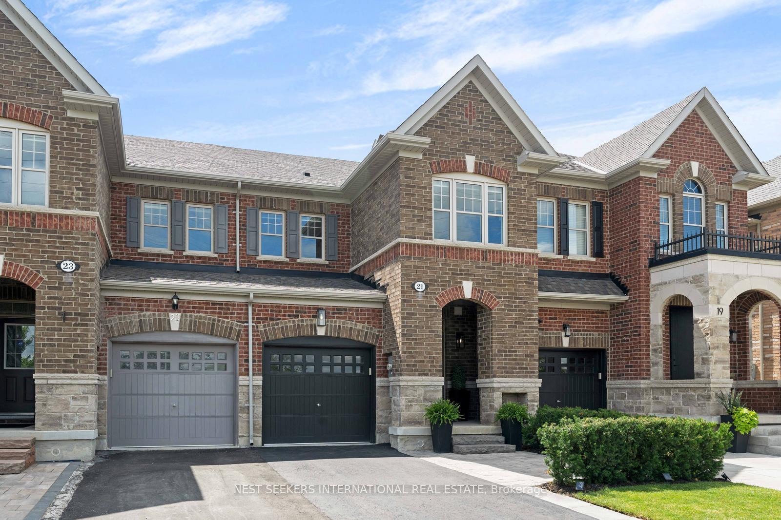 Photo 34 of 21 True Blue Crescent, Caledon, Bolton East — HOMEH