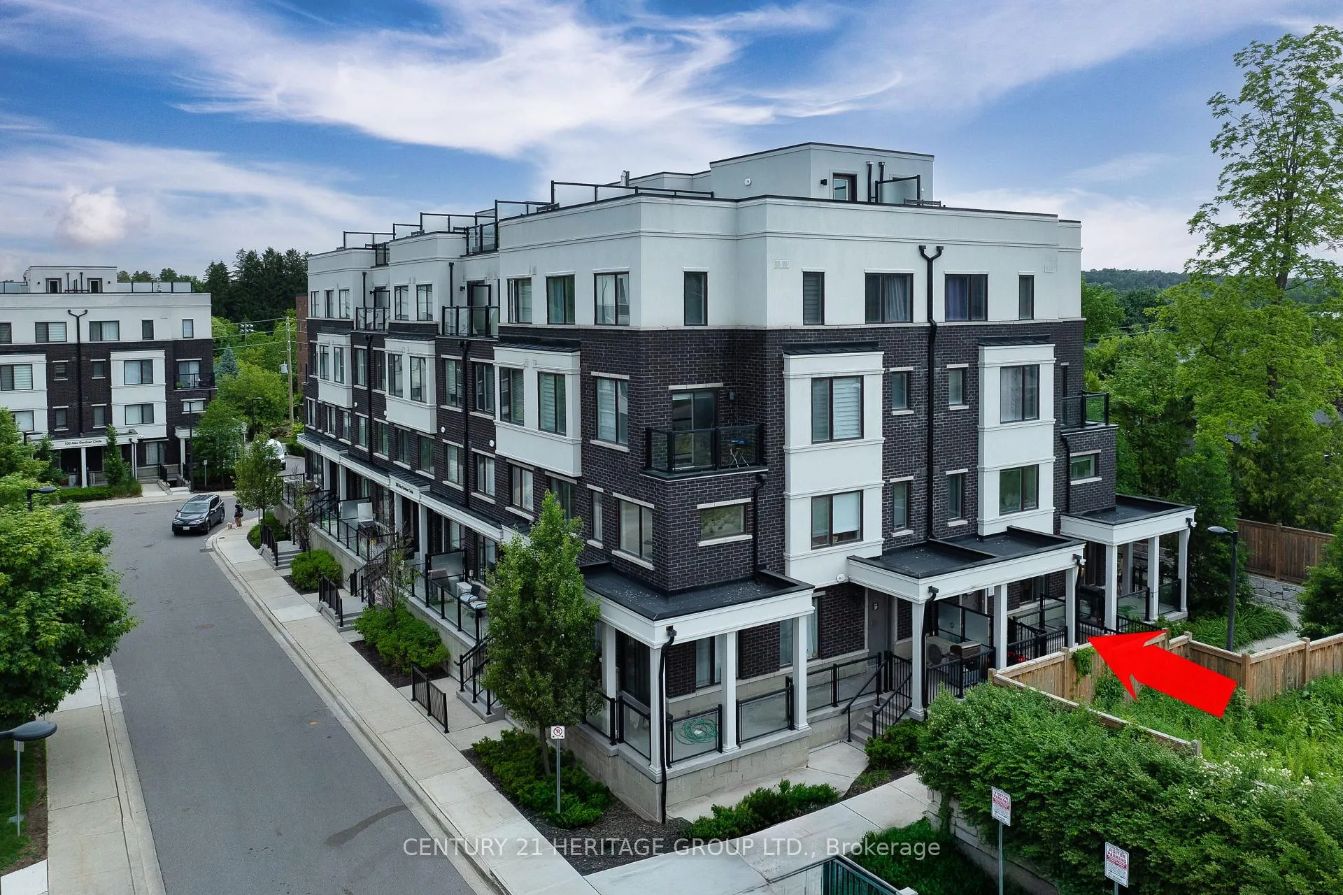 Front of Unit 27, 200 Alex Gardner Circle