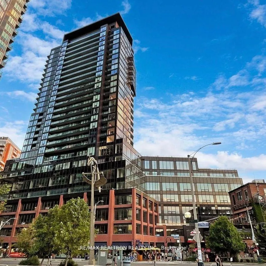 Front of Unit 2506, 135 East Liberty Street