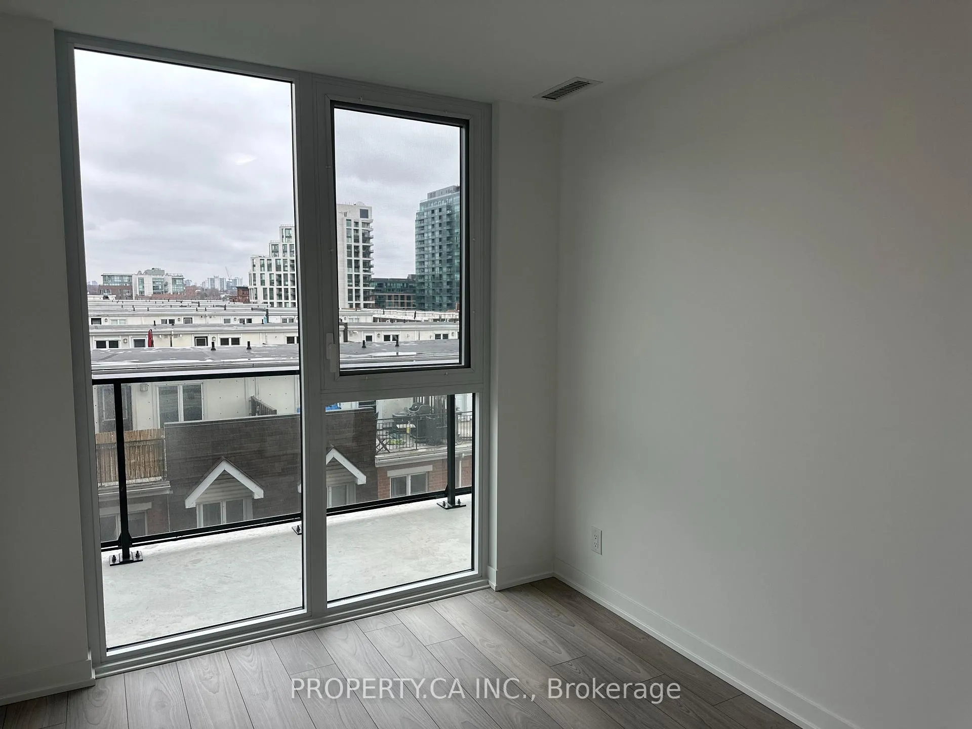 Photo 11 of Unit 409, 285 Dufferin Street, Toronto, South Parkdale — HOMEH