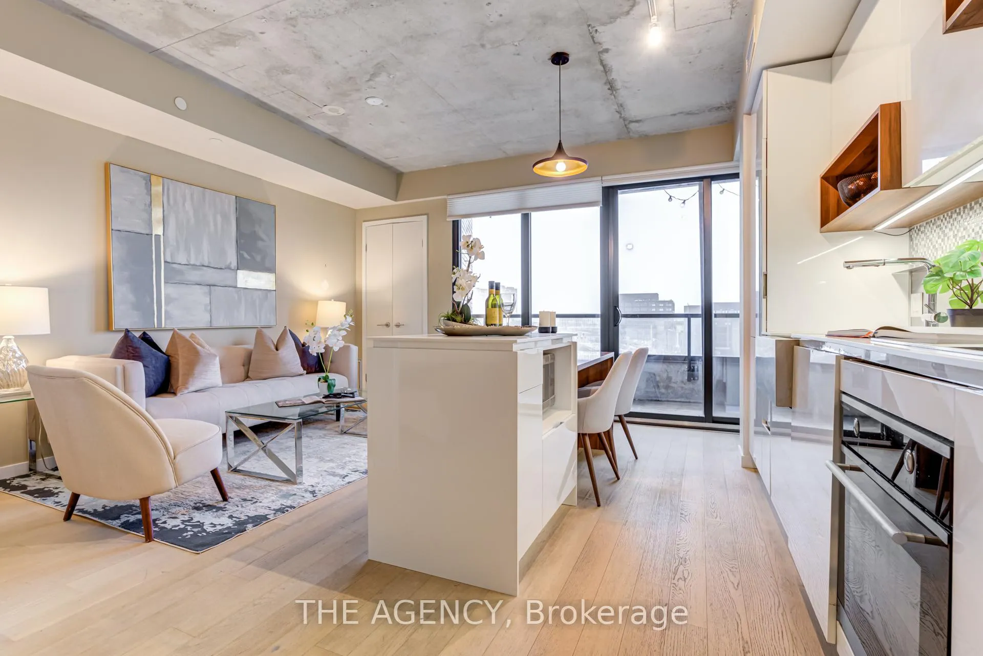 Photo 1 of Unit 711, 383 Sorauren Avenue, Toronto, Roncesvalles — HOMEH