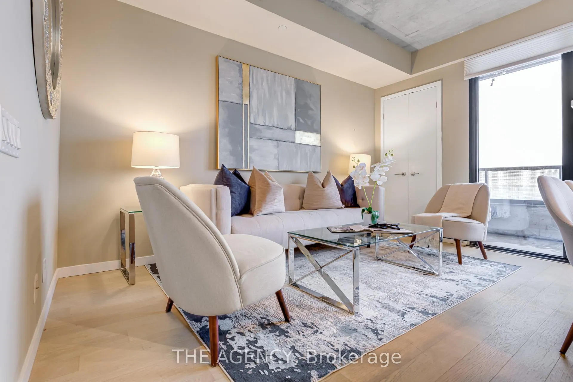 Photo 5 of Unit 711, 383 Sorauren Avenue, Toronto, Roncesvalles — HOMEH
