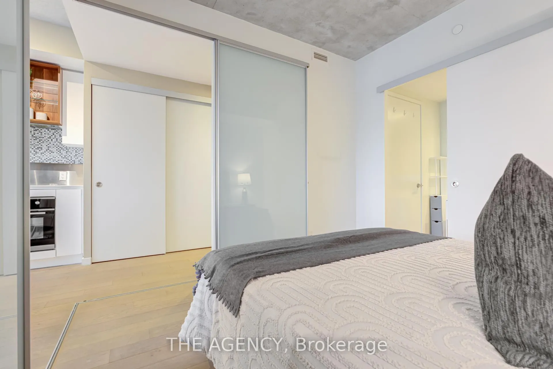 Photo 15 of Unit 711, 383 Sorauren Avenue, Toronto, Roncesvalles — HOMEH