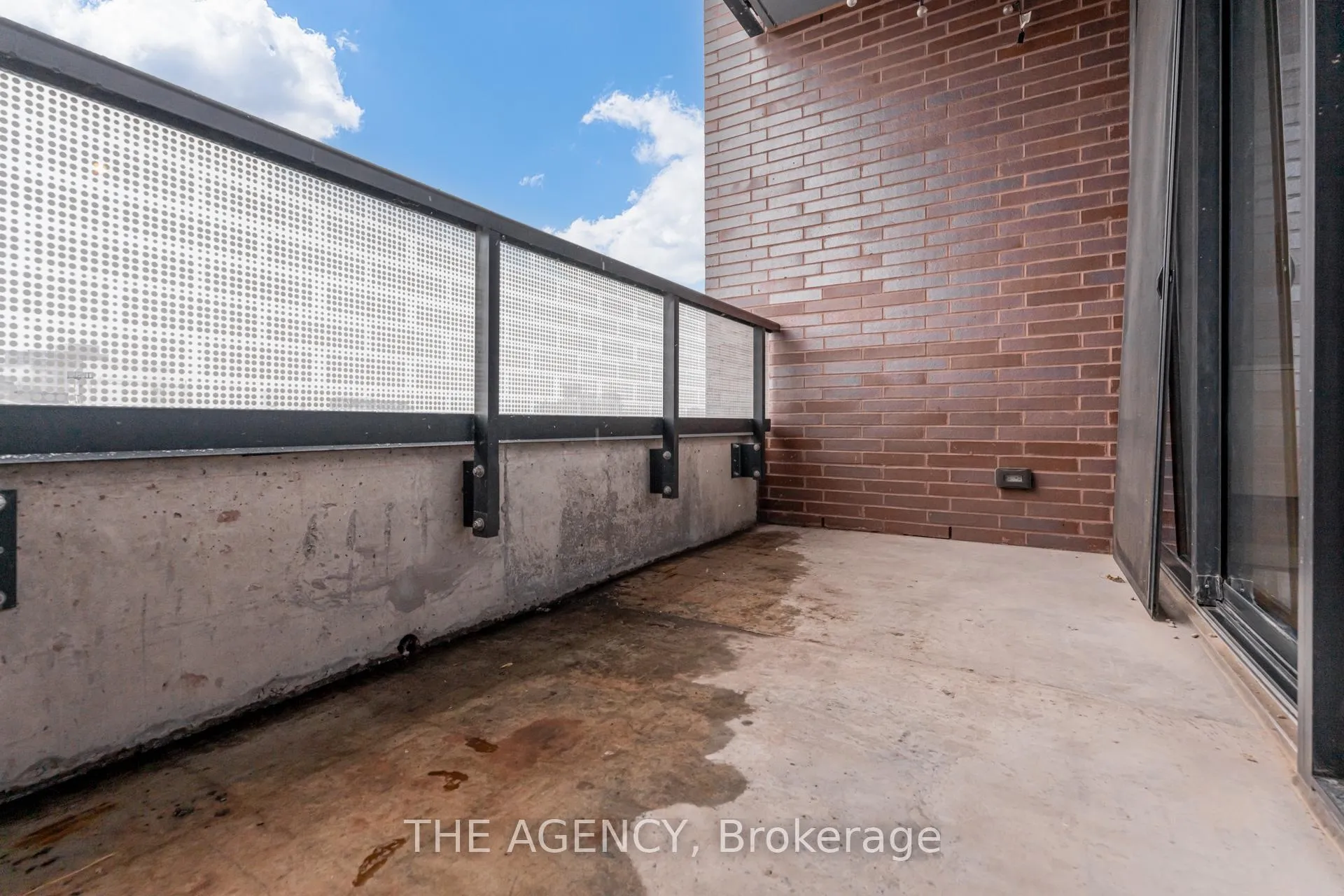 Photo 22 of Unit 711, 383 Sorauren Avenue, Toronto, Roncesvalles — HOMEH