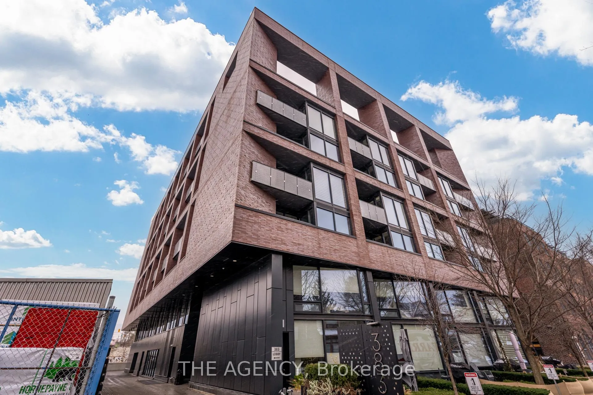Photo 29 of Unit 711, 383 Sorauren Avenue, Toronto, Roncesvalles — HOMEH