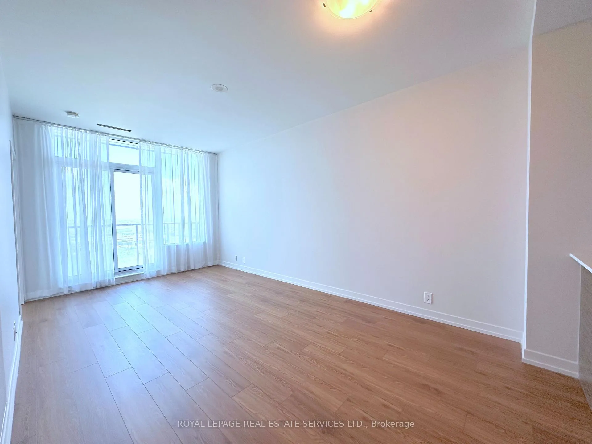 Photo 4 of Unit 2403, 188 Clark Boulevard, Brampton, Queen Street Corridor — HOMEH