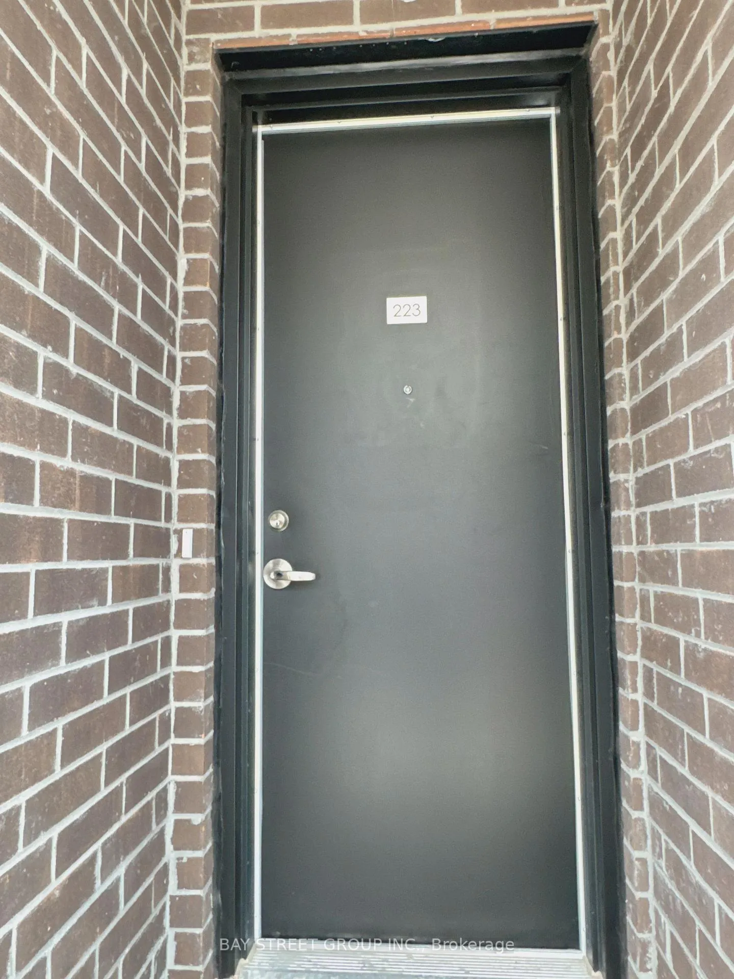 Photo 3 of Unit 223, 755 Omega Drive, Pickering, Woodlands — HOMEH