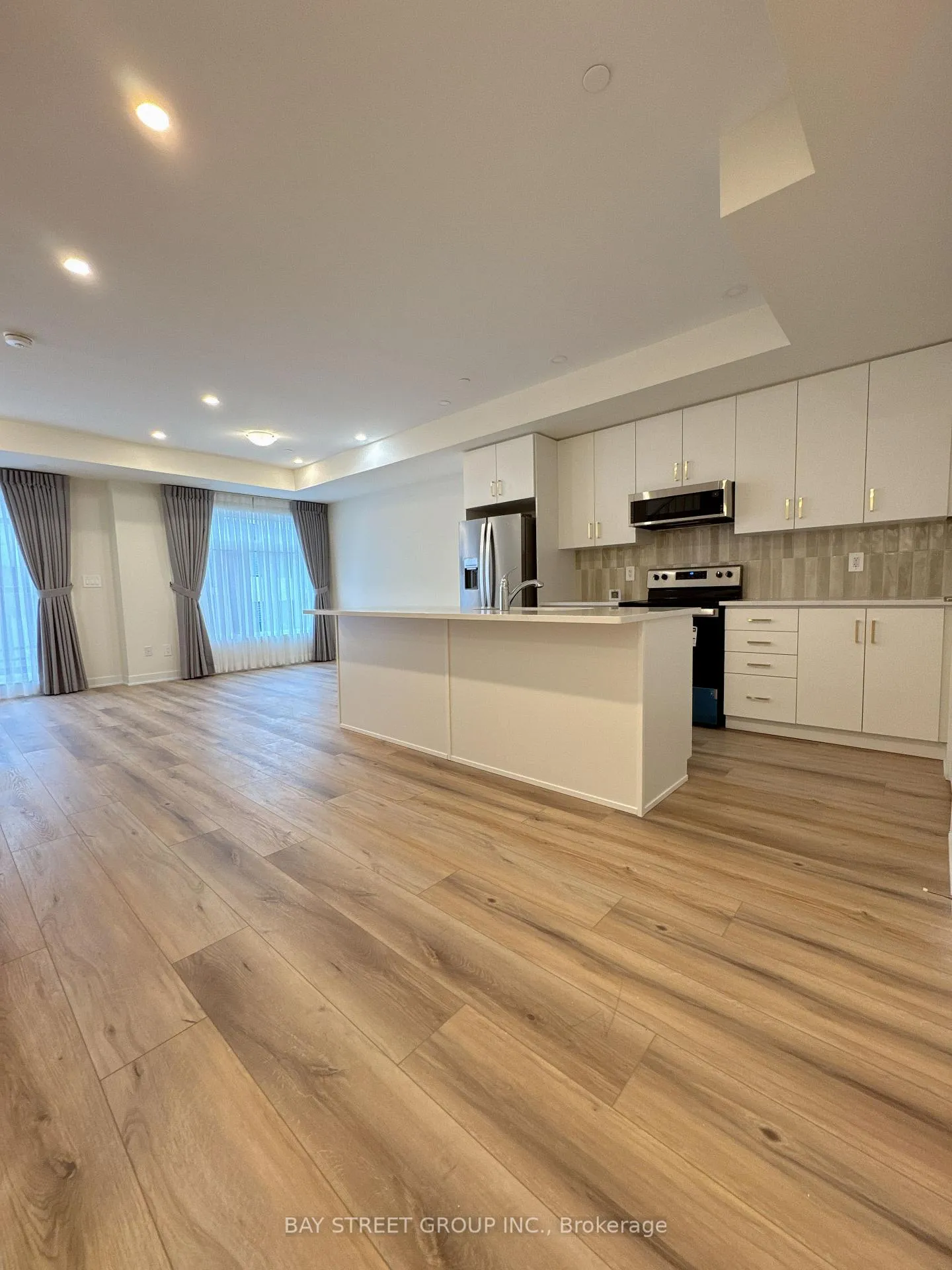 Photo 5 of Unit 223, 755 Omega Drive, Pickering, Woodlands — HOMEH