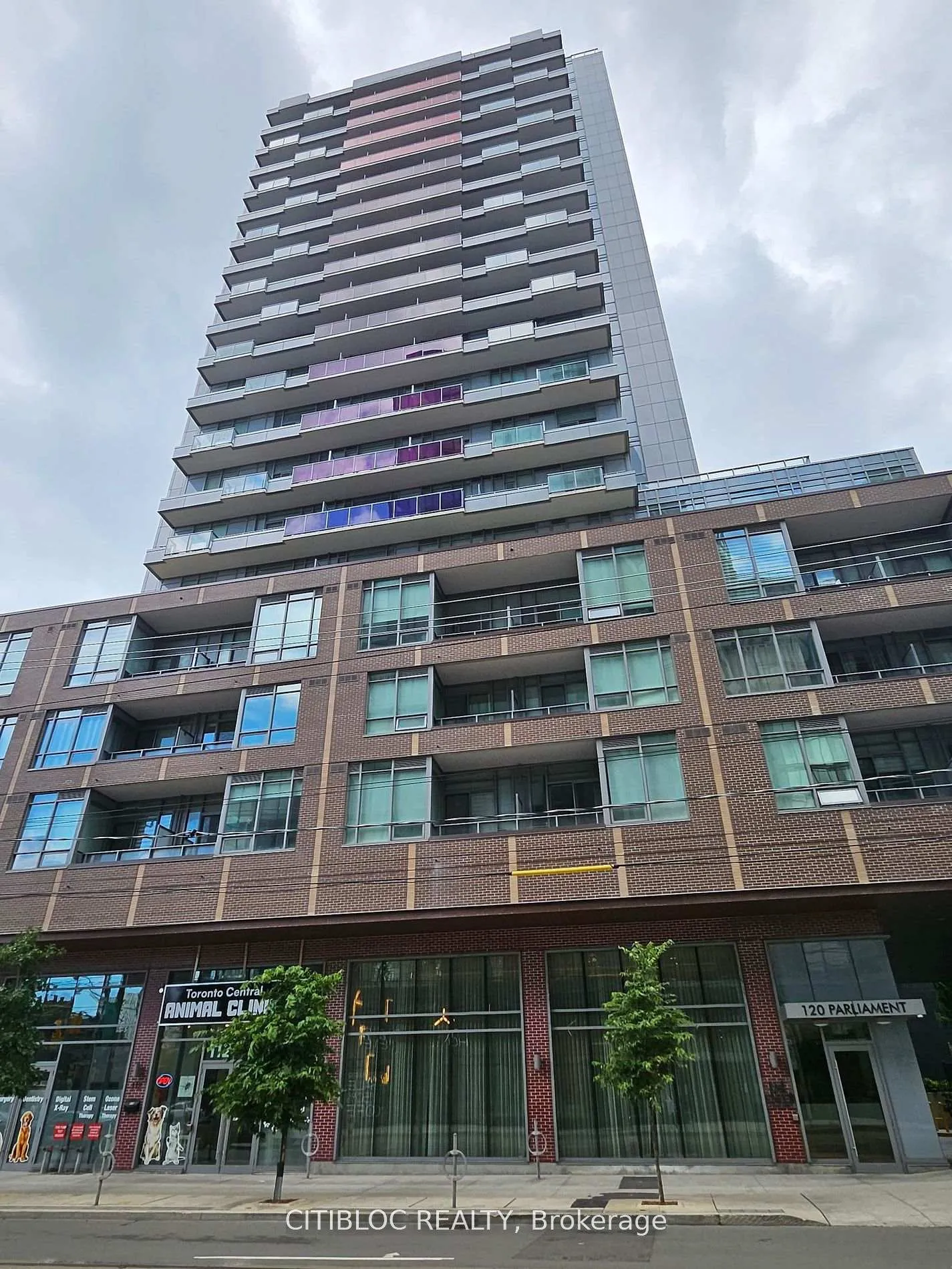Front of Unit 410, 120 Parliament Street