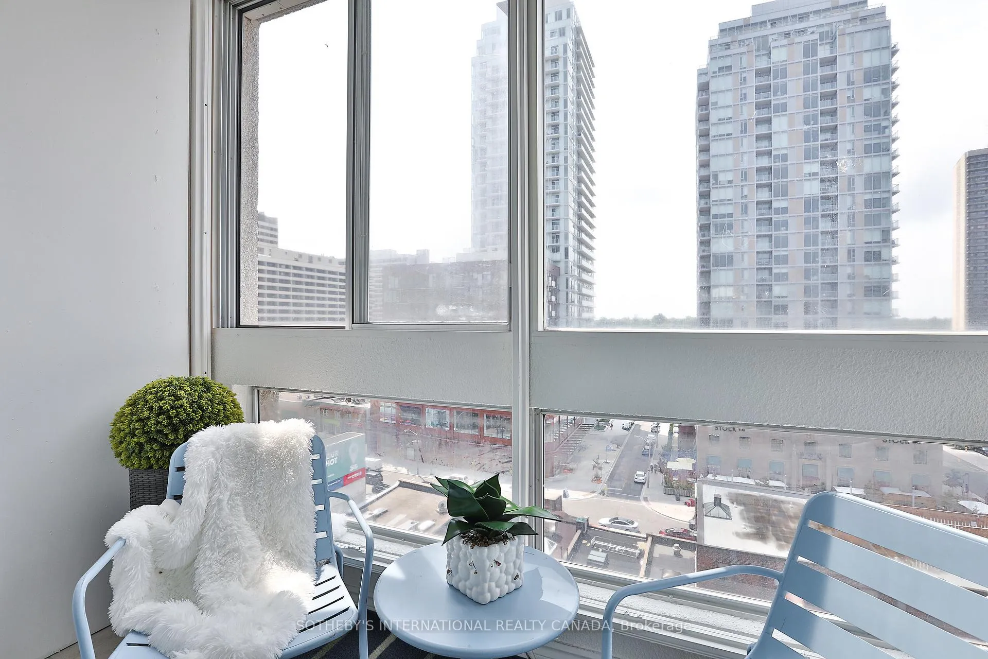 Photo 31 of Unit 1003, 7 Broadway Avenue, Toronto, Mount Pleasant West — HOMEH