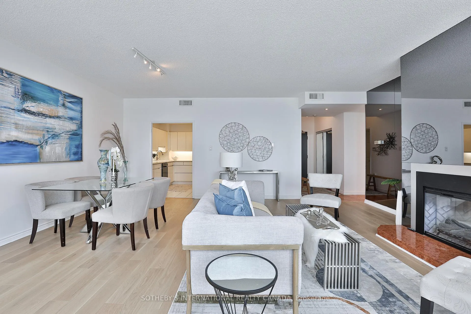 Photo 37 of Unit 1003, 7 Broadway Avenue, Toronto, Mount Pleasant West — HOMEH