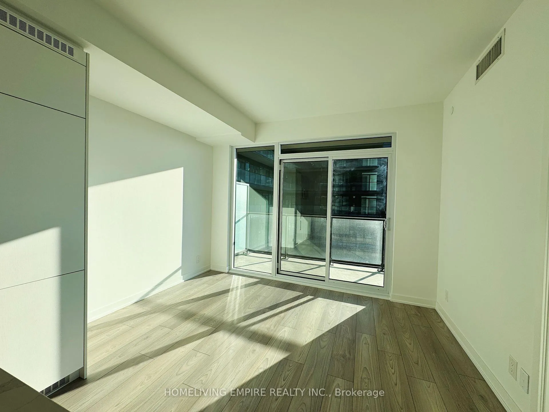 Photo 10 of Unit 806, 285 Dufferin Street, Toronto, South Parkdale — HOMEH