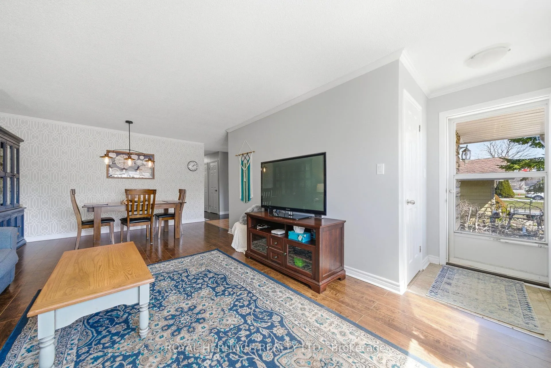 Photo 7 of 18 Panelas Crescent, Quinte West, Trenton Ward — HOMEH