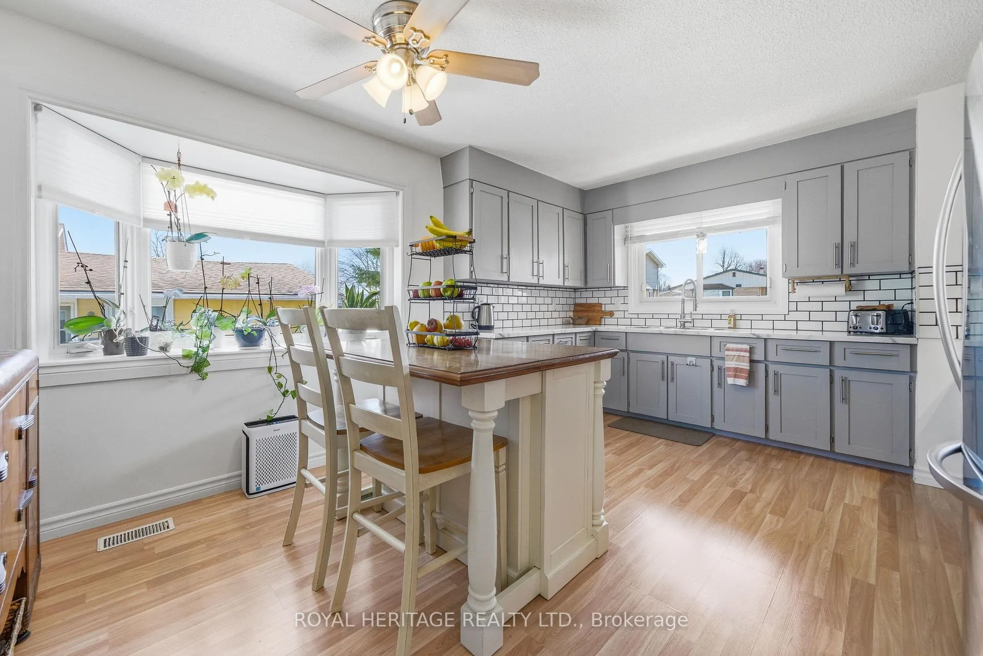 Photo 15 of 18 Panelas Crescent, Quinte West, Trenton Ward — HOMEH