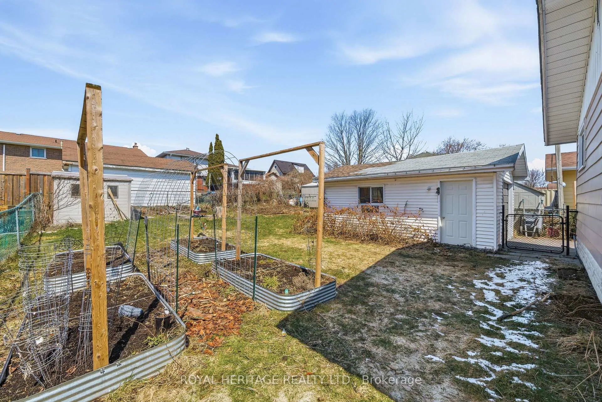 Photo 45 of 18 Panelas Crescent, Quinte West, Trenton Ward — HOMEH